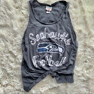 Seahawks Tie up Tank by Junk Food